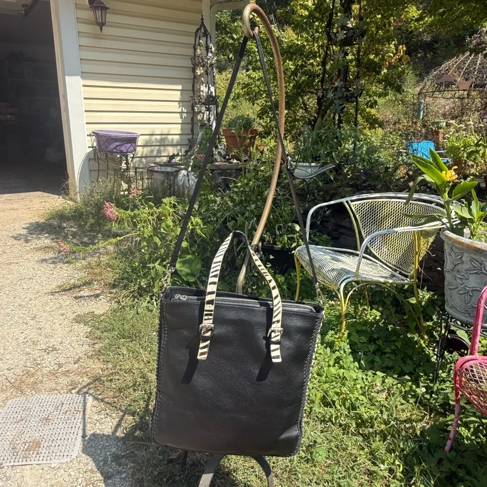 Roberto Pancani Black Leather Tote‎ with Zebra Calf-Hair Straps 👜🐾